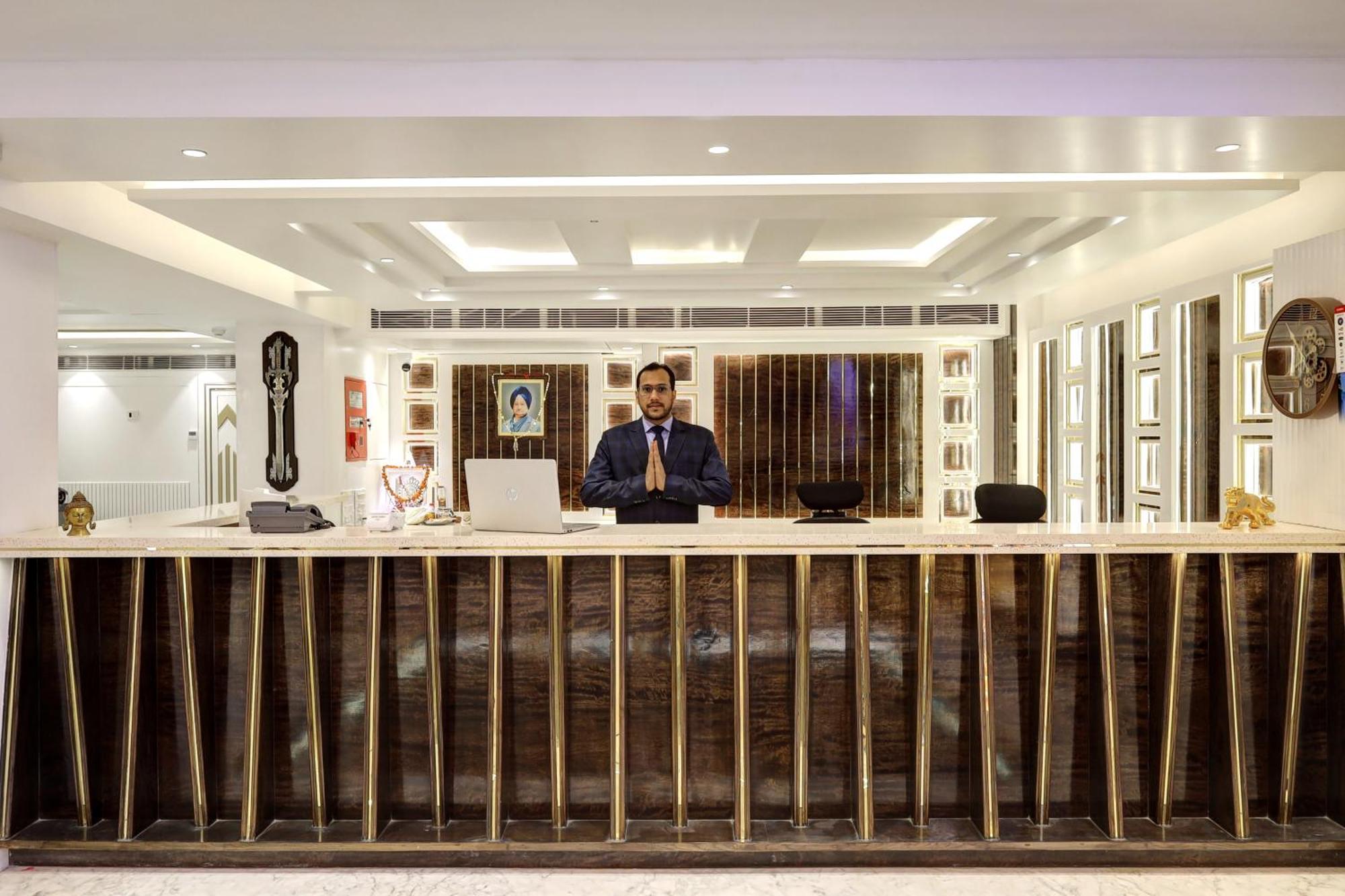 Hotel Namaste Hindustan Just A Minute Away From New Delhi Railway Station And Connaught Place Екстер'єр фото